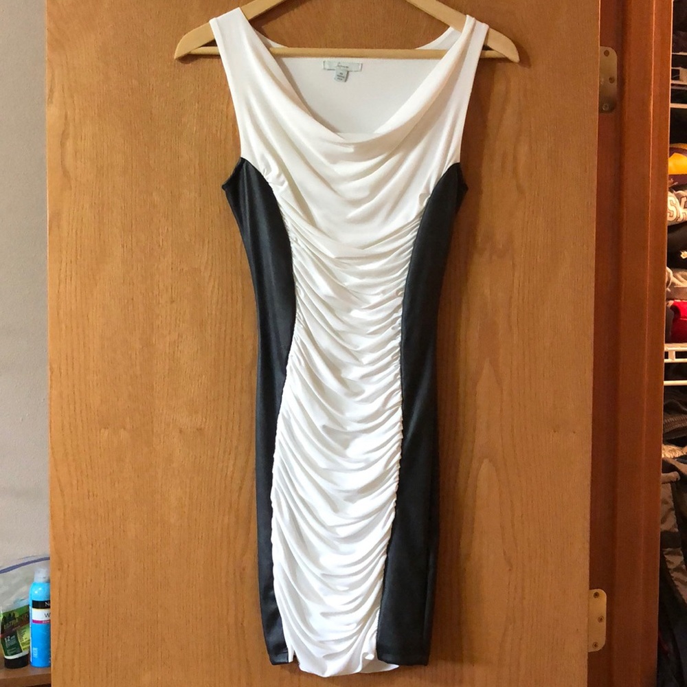 XS body con dress.